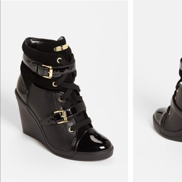 82 off michael michael kors shoes skid wedge sneakers size 6 poshmark wedge sneaker size 5